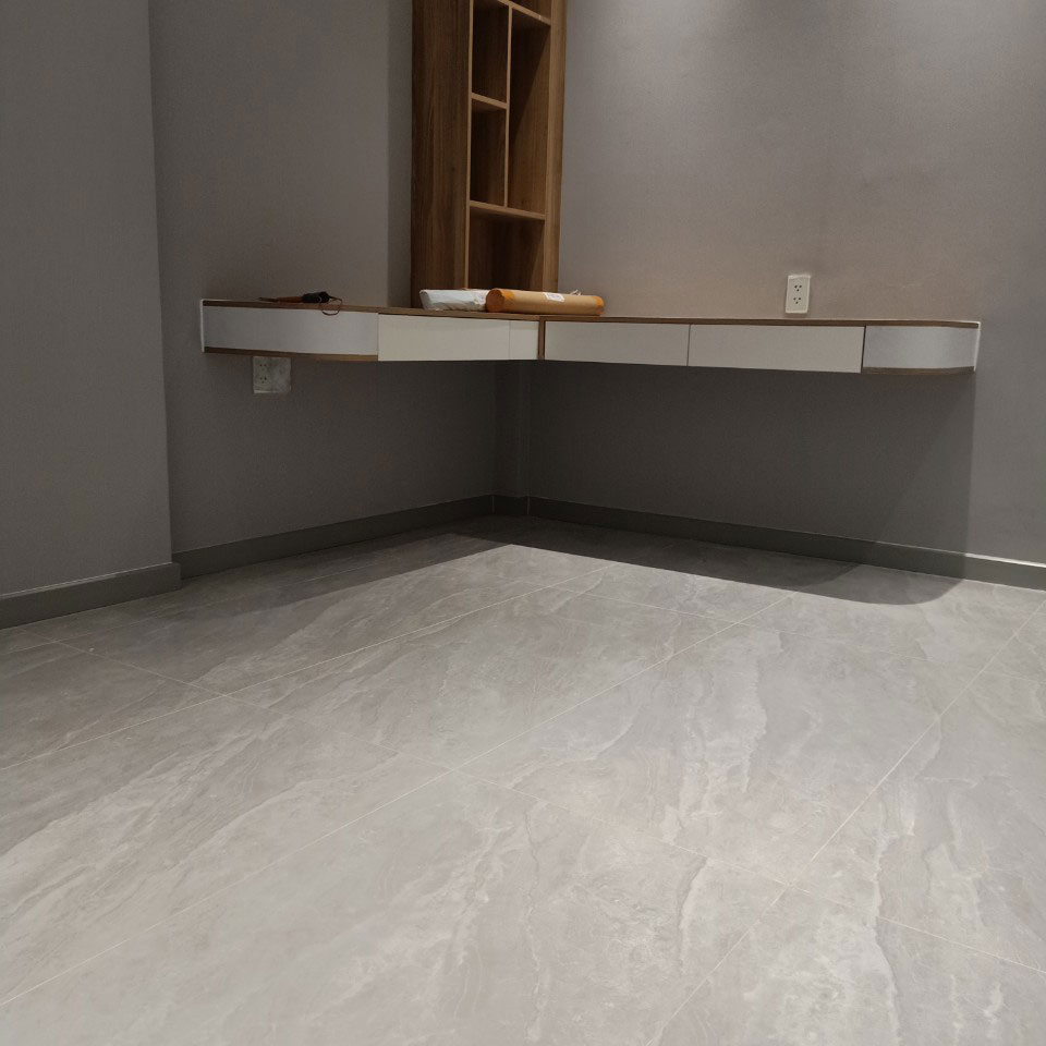 Len chân tường nhựa màu xám